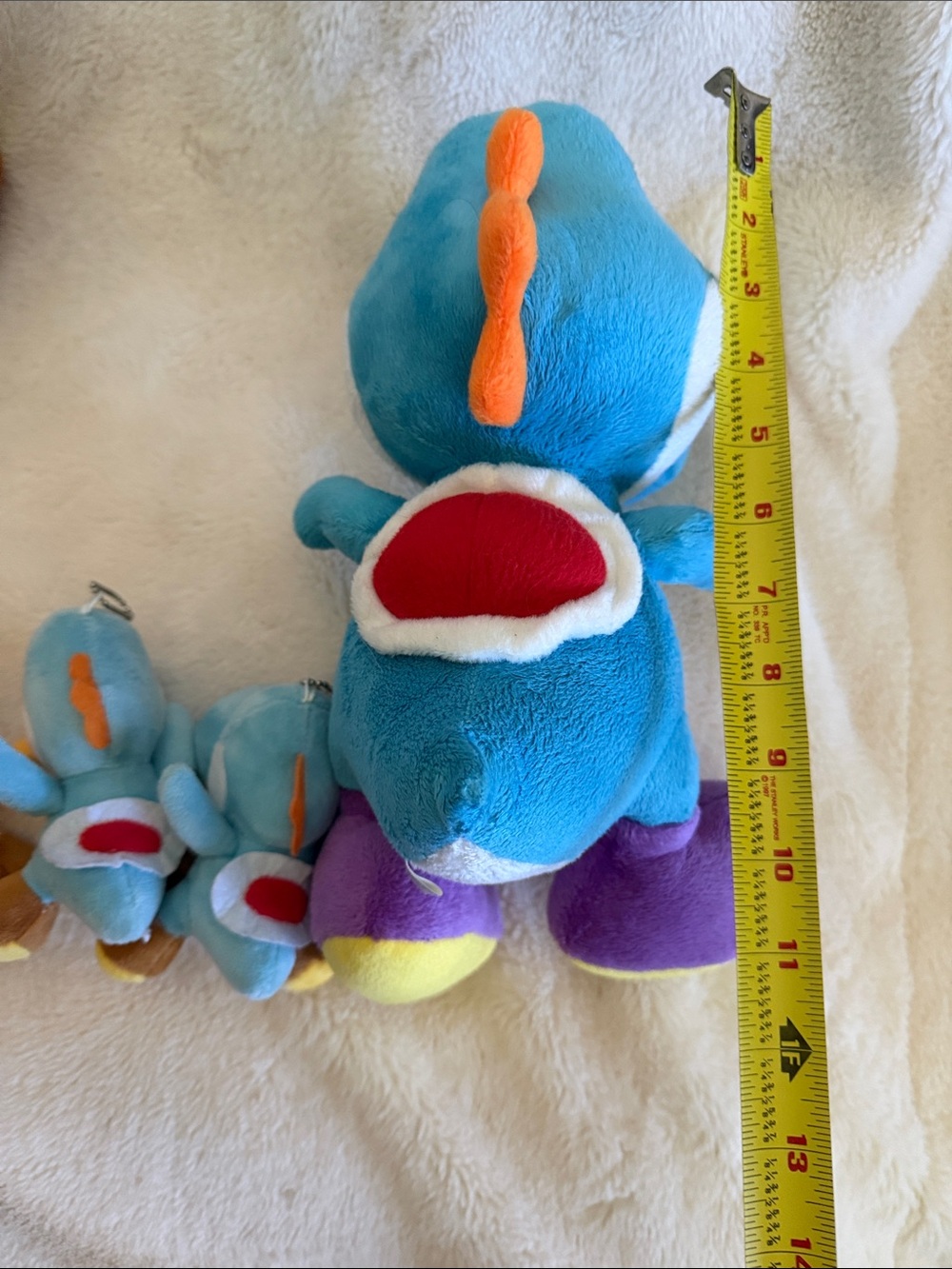 Stuffed yoshi. - Picture 10 of 10